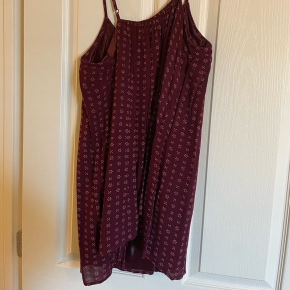 Burgundy mini dress with skinny straps - Picture 5 of 5